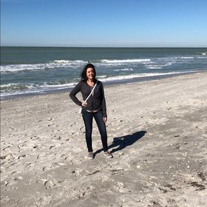 Meet your Posher, Shania